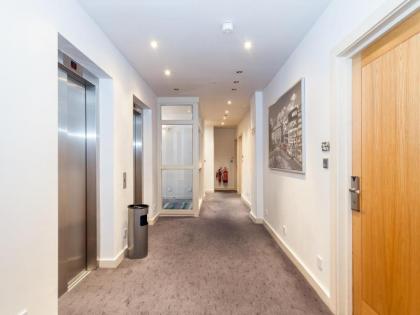 Avni Kensington Hotel - image 4