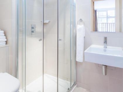 Avni Kensington Hotel - image 8