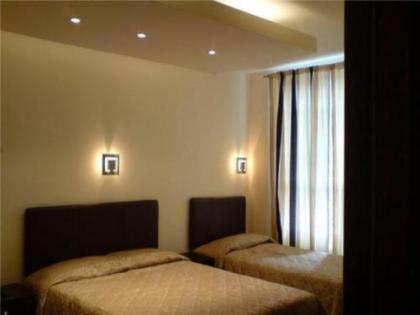 Notting Hill Gate Hotel - image 5