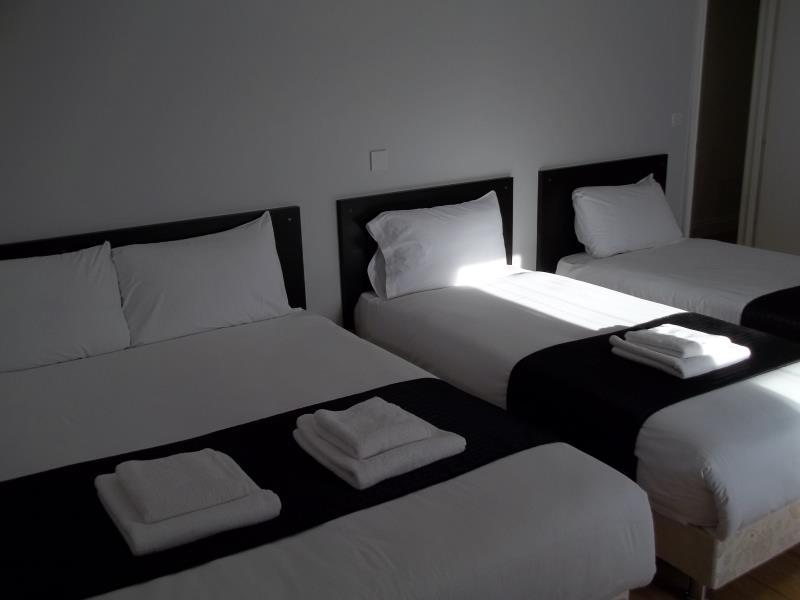 Central Park Hotel Finsbury Park - image 2
