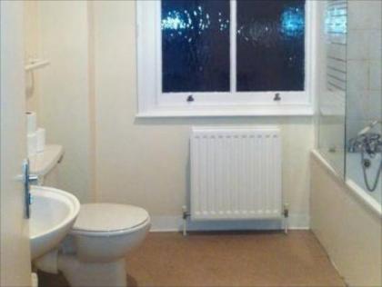 Central Park Hotel Finsbury Park - image 6