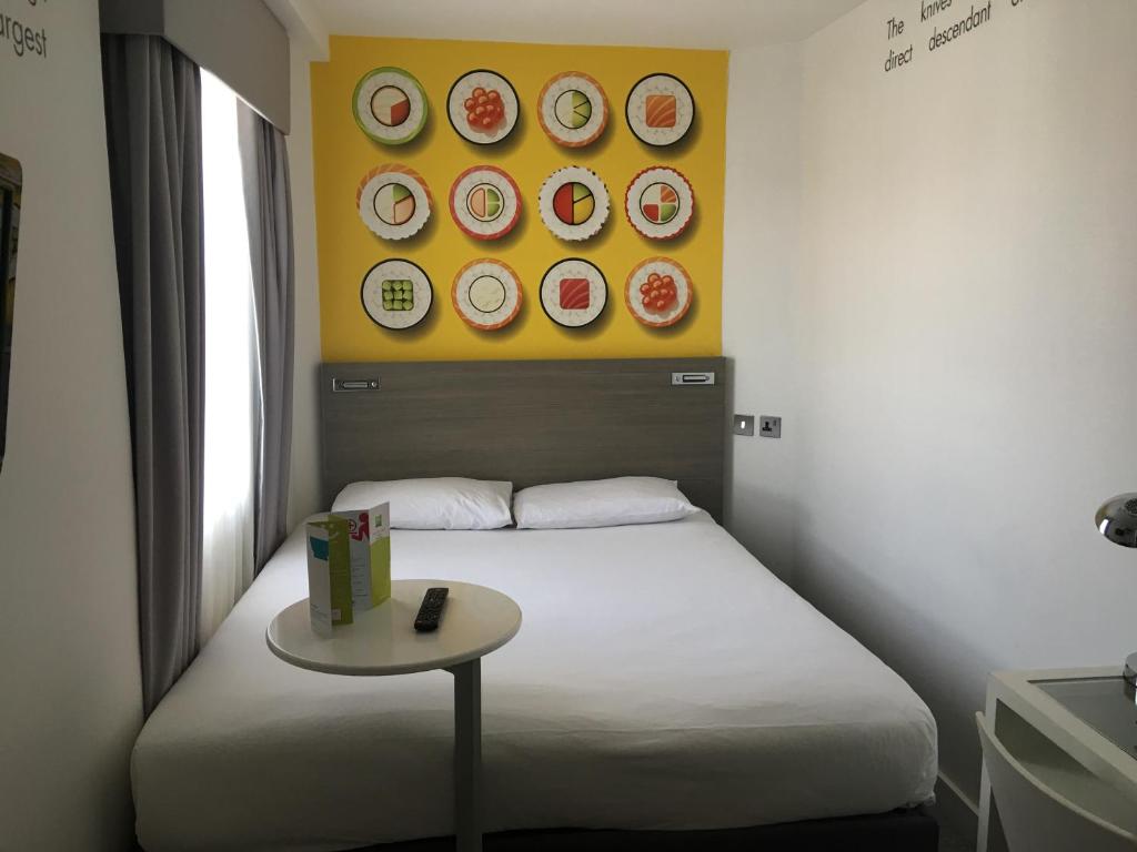 Heeton Concept Hotel - Kensington London - image 4