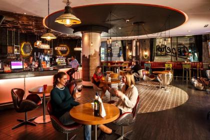 Novotel London Tower Bridge - image 11