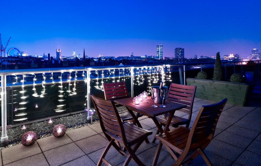 Park Plaza Victoria London - image 2