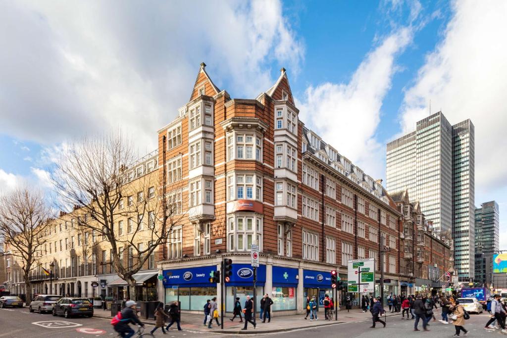 Radisson Blu Edwardian Grafton - main image