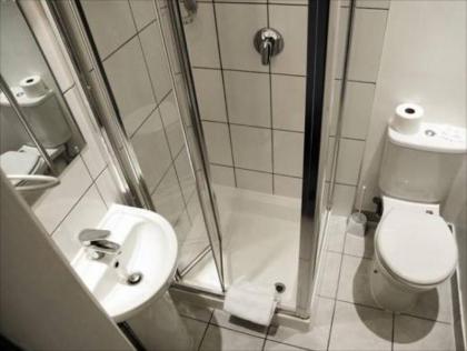 Arriva Hotel - image 19