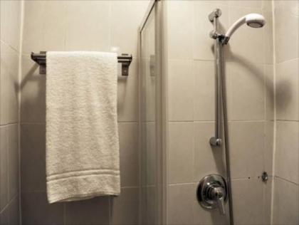 Arriva Hotel - image 3