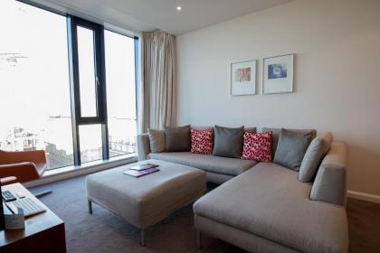 The Westminster London Curio Collection by Hilton - image 16