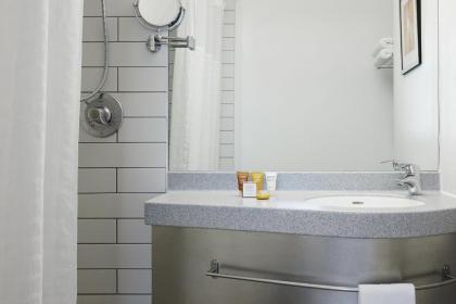 Club Quarters Hotel Gracechurch - image 9