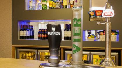 Holiday Inn Express London Limehouse - image 11