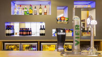 Holiday Inn Express London Limehouse - image 14