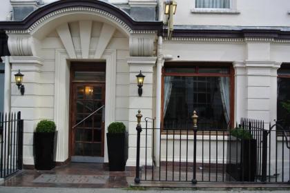 Carlton Hotel - image 4