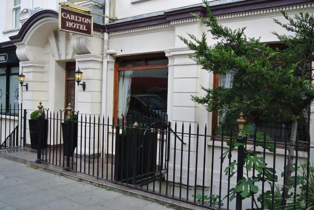 Carlton Hotel - image 6