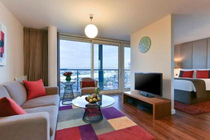 Fraser Place Canary Wharf - image 12