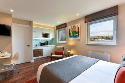 Fraser Place Canary Wharf - image 17