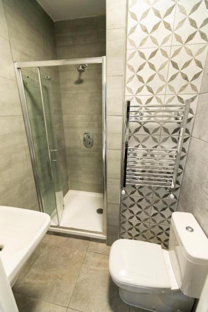 Euro Hotel - image 16