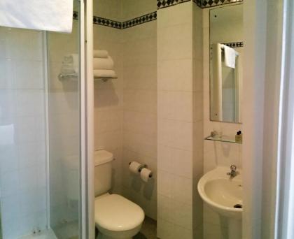 Victor Hotel - London Victoria - image 3