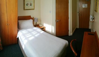 Victor Hotel - London Victoria - image 6