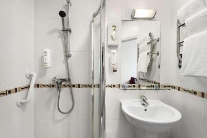 Days Inn Hyde Park - image 16