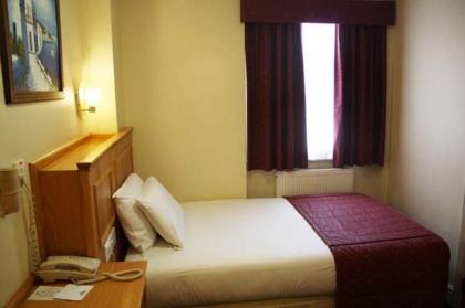 Days Inn Hyde Park - image 2