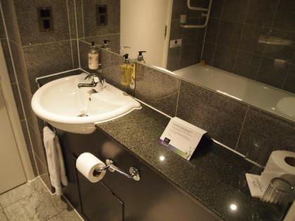196 Bishopsgate Serviced Apartments - image 5