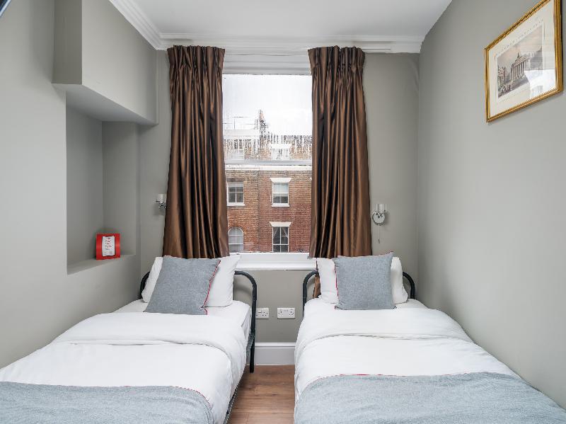 Belgravia Rooms Hotel - image 3