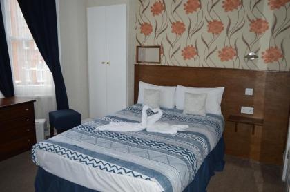 Charlotte Guest House - image 10