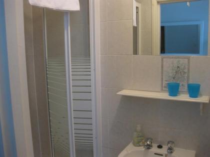 Charlotte Guest House - image 5