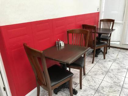 Charlotte Guest House - image 7