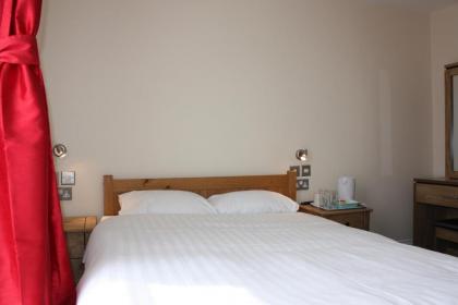 Earls Court Garden Hotel - image 12