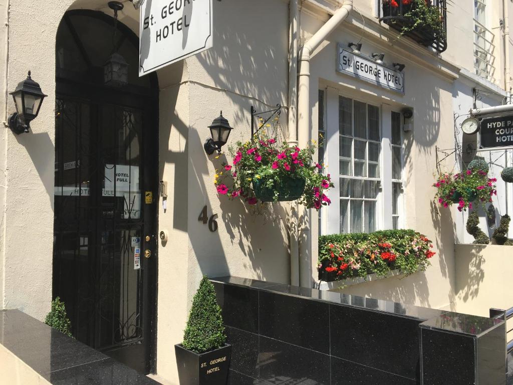 St George Hotel - main image