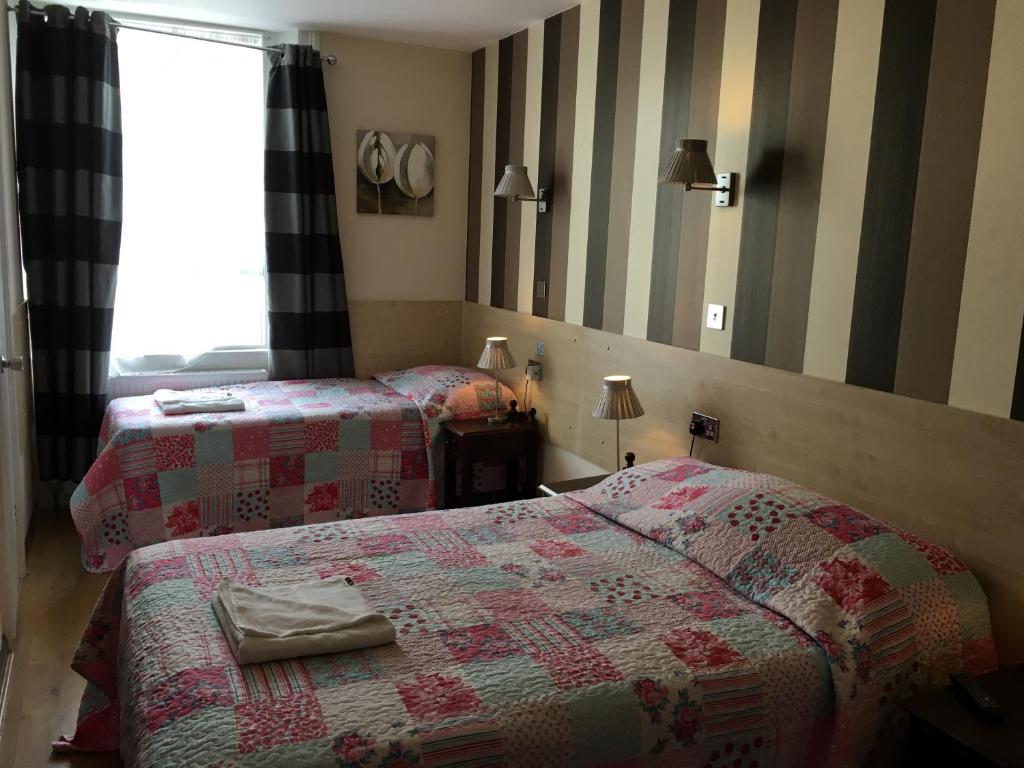 St George Hotel - image 7