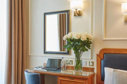 Lancaster Gate Hotel - image 10
