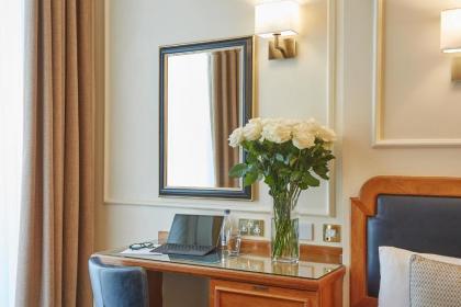 Lancaster Gate Hotel - image 3