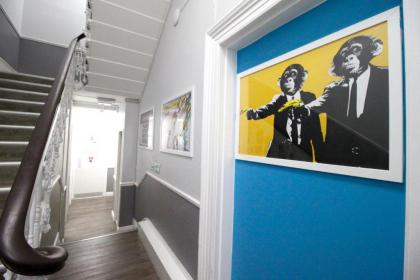 Smart Hyde Park Inn Hostel - image 8