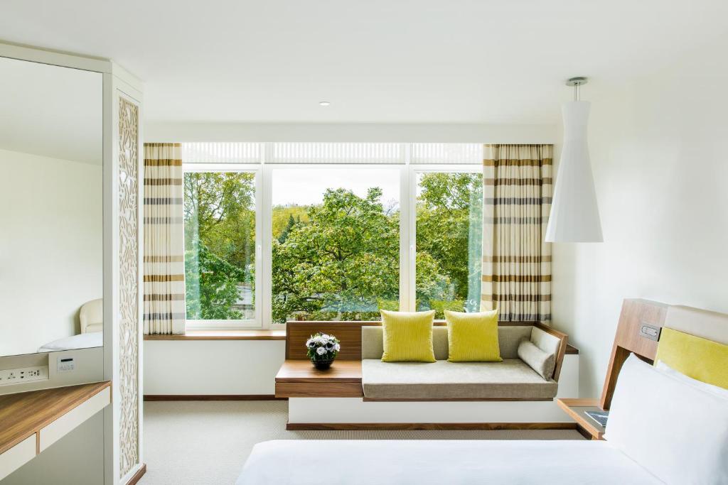 COMO Metropolitan London - main image