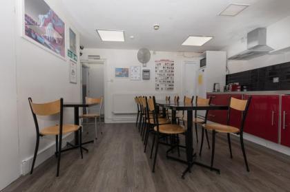 Smart Camden Inn - image 12
