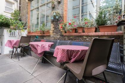 Smart Camden Inn - image 3