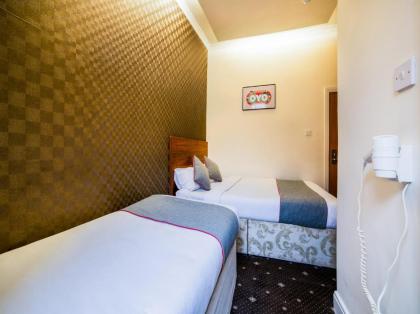OYO The Park Hotel - image 9