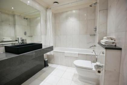 Sanctum International Serviced Apartments - image 4