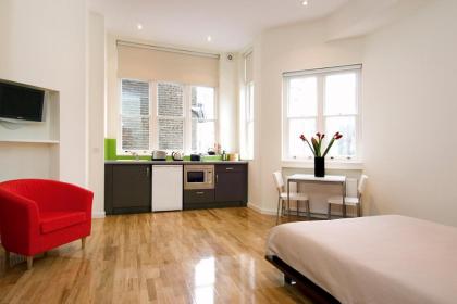 St James House Serviced Apartments - image 4