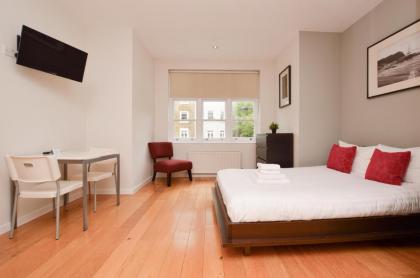 St James House Serviced Apartments - image 8