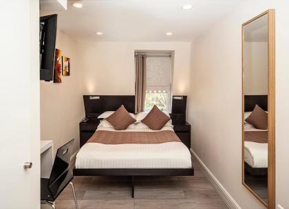 NOX HOTELS - Olympia - image 1
