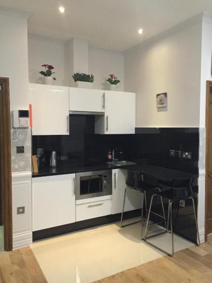 Paddington Apartments - image 11