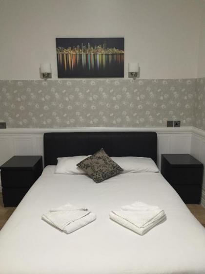 Paddington Apartments - image 12