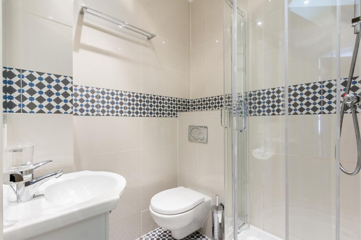 Gower House Hotel - image 4