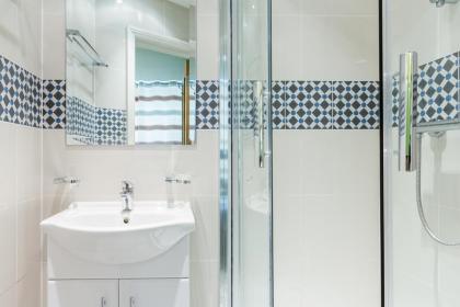 Gower House Hotel - image 8