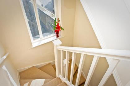Leigh House Hotel - image 11