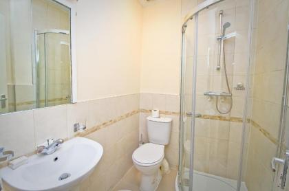 Leigh House Hotel - image 3