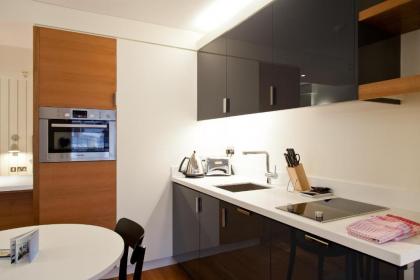 Blueprint Living Apartments -Turnmill Street - image 9